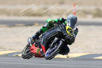 media/Apr-20-2025-CVMA (Sun) [[39090e8767]]/Race 11-500-350 Supersport (Holeshot)/